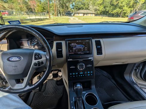 Used 2013 Ford Flex Limited image 12