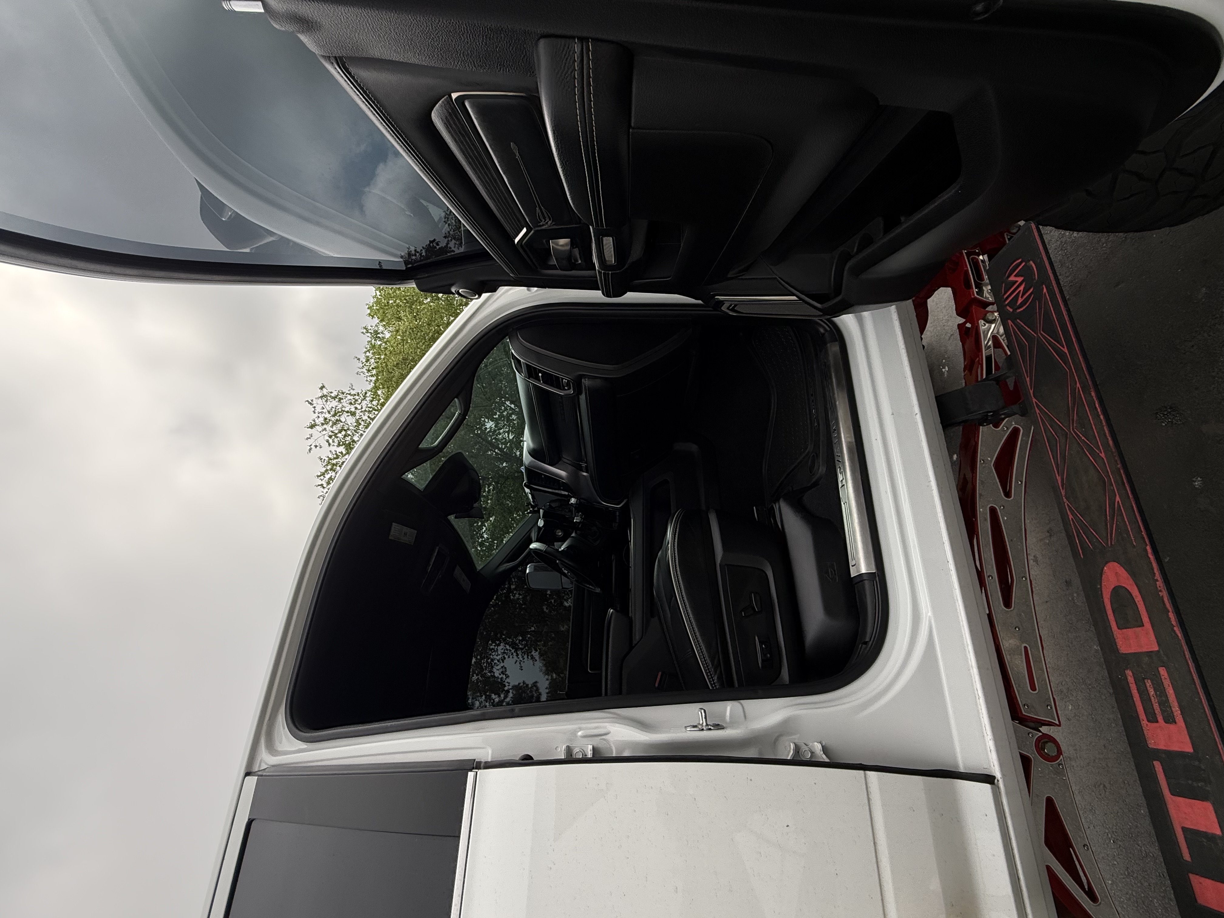 Used 2019 RAM 3500 Limited AWD/4WD image 4