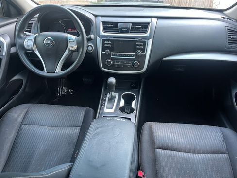 Used 2016 Nissan Altima 2.5 S w/ Power Driver Seat Package FWD image 7