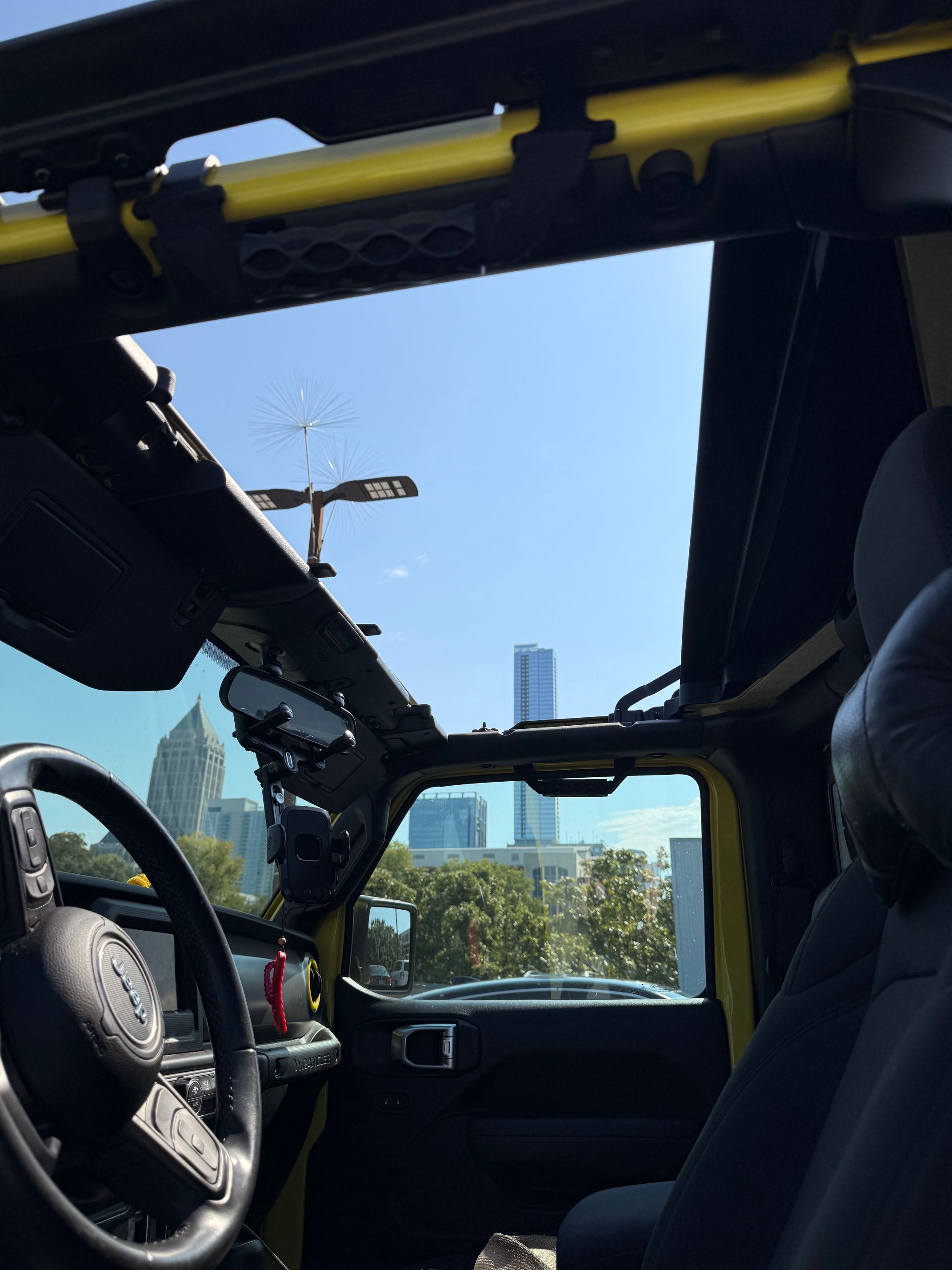 Used 2022 Jeep Wrangler Sport AWD/4WD image 6
