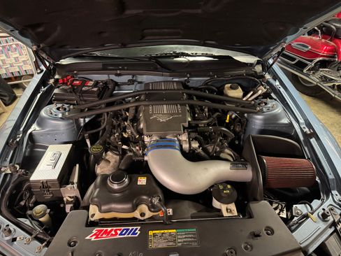 Used 2006 Ford Mustang GT Premium image 9