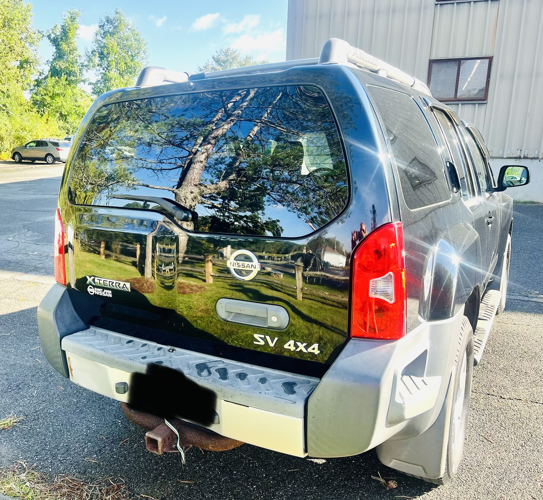 Used 2012 Nissan Xterra X AWD/4WD image 2