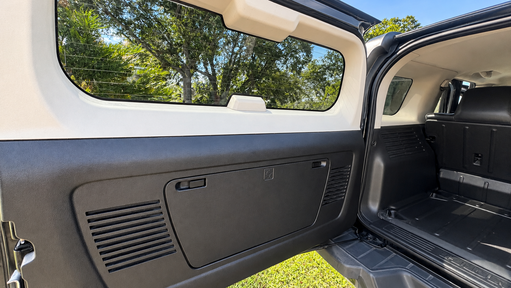 Used 2008 HUMMER H3 Luxury AWD/4WD image 22