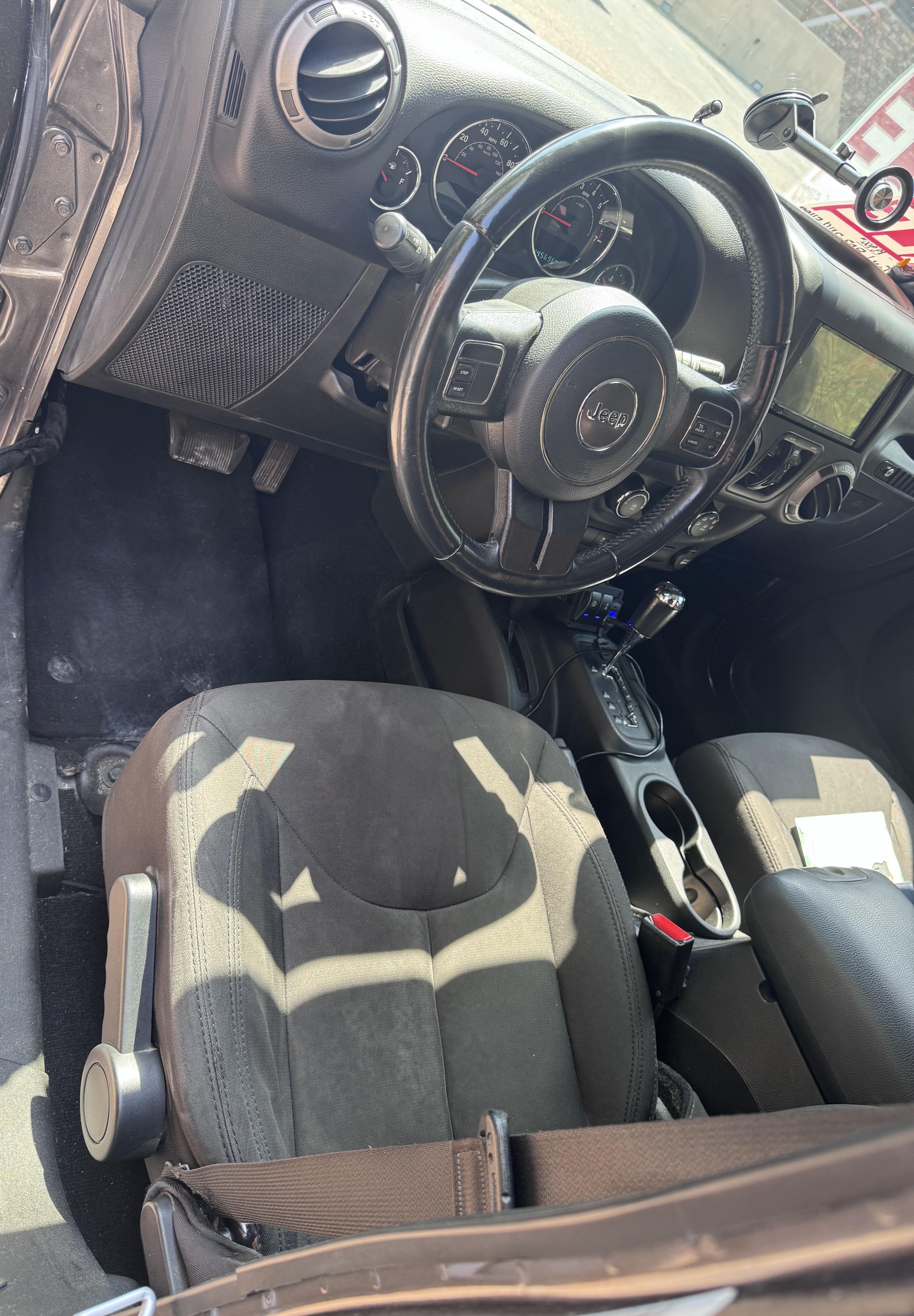 Used 2017 Jeep Wrangler Unlimited Sport w/ Quick Order Package 24S AWD/4WD image 8