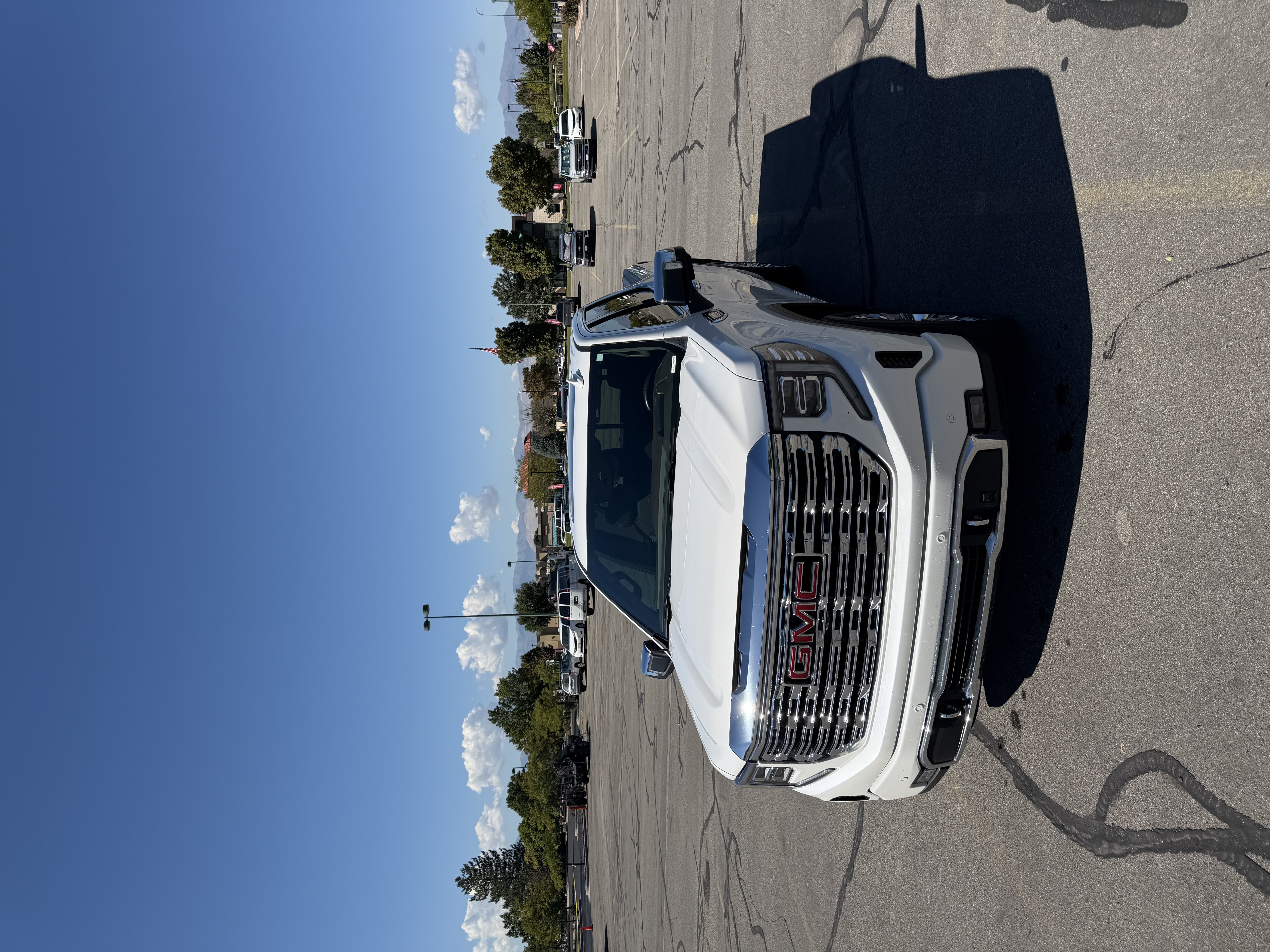 Used 2025 GMC Sierra 1500 Denali AWD/4WD image 1
