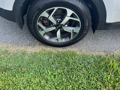 Used 2020 Kia Sportage LX AWD/4WD image 5