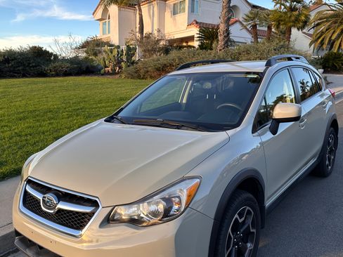 Used 2014 Subaru Crosstrek 2.0i Premium image 2