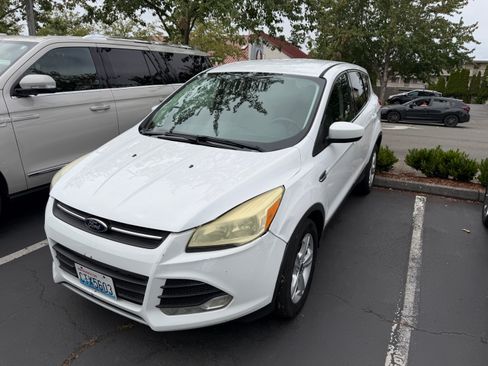 Used 2016 Ford Escape SE AWD/4WD image 5