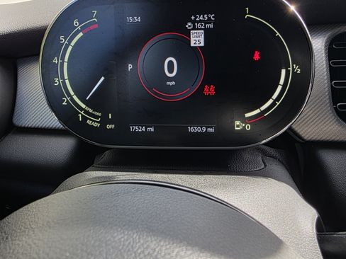 Used 2022 MINI Cooper 2-Door Hardtop image 11