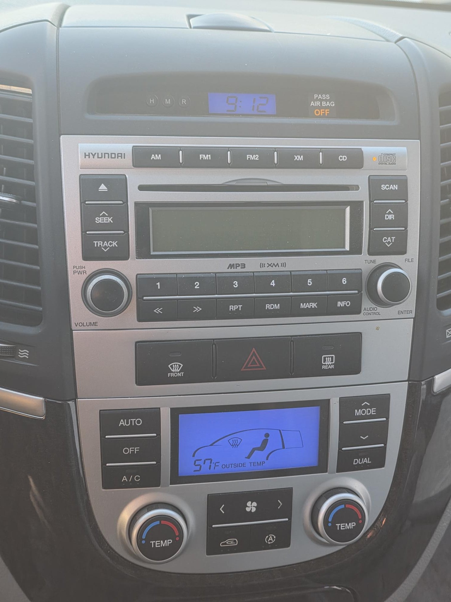 Used 2007 Hyundai Santa Fe SE FWD image 12