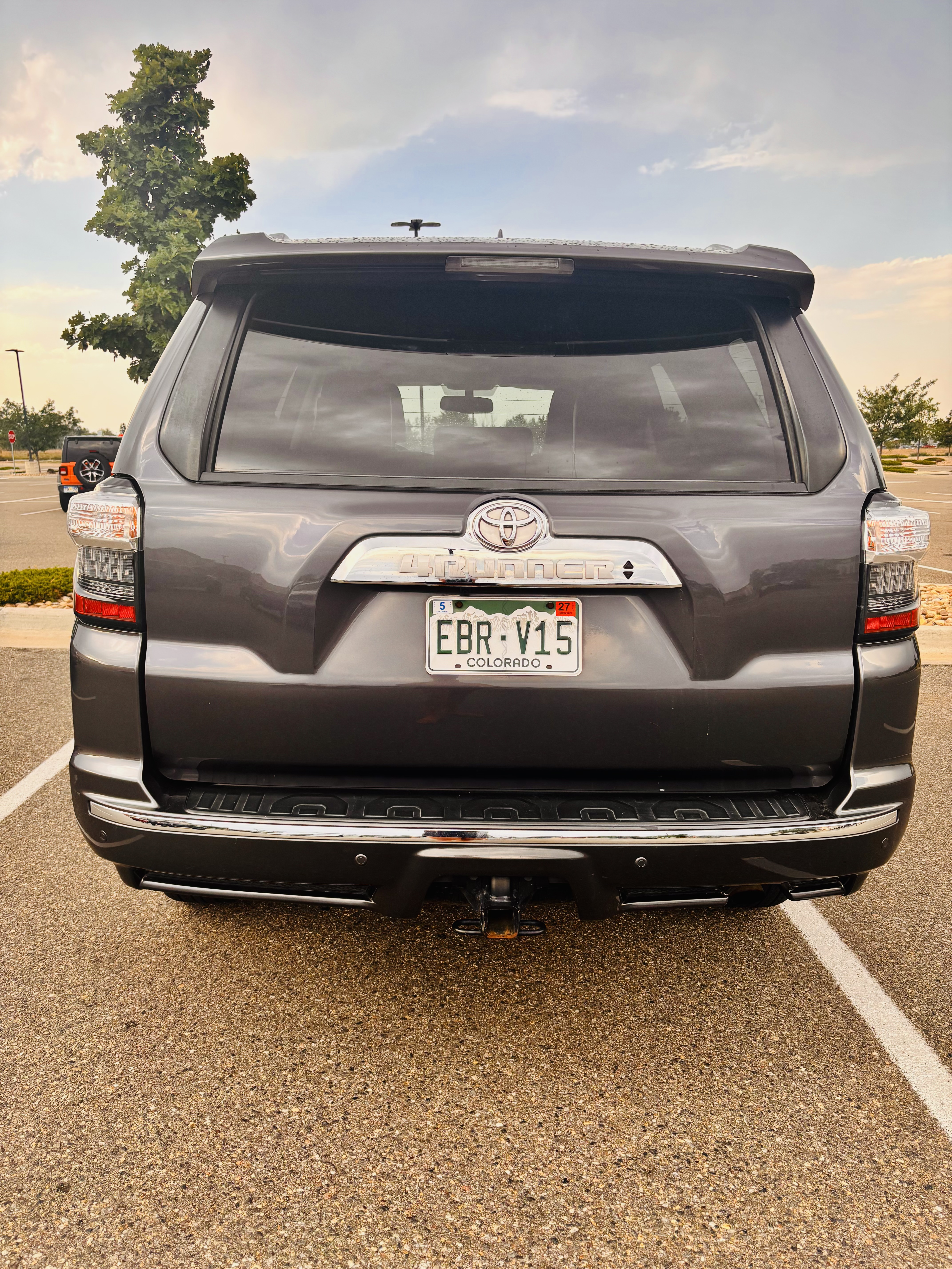 Used 2017 Toyota 4Runner Limited AWD/4WD image 8