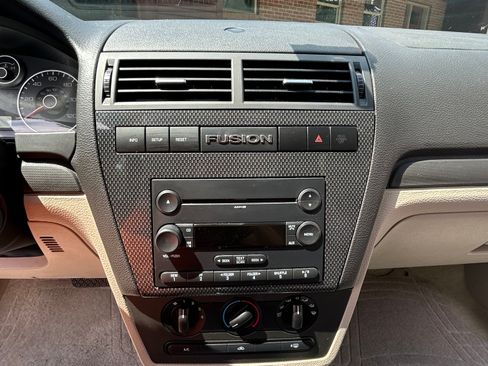 Used 2006 Ford Fusion SE FWD image 10