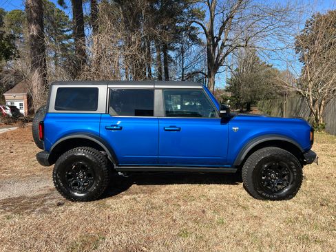 Used 2021 Ford Bronco First Edition image 2