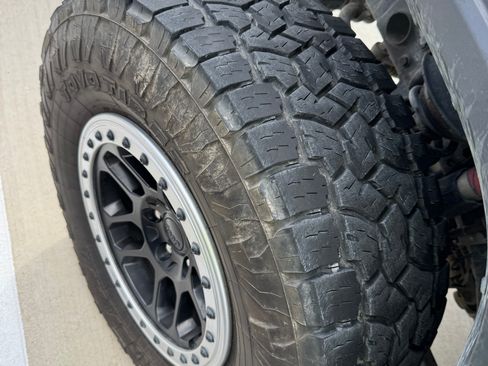 Used 2020 Jeep Gladiator Sport w/ Quick Order Package 24S image 14