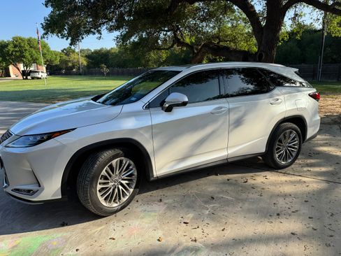 Used 2021 Lexus RX 350L Luxury w/ Accessory Package FWD image 1