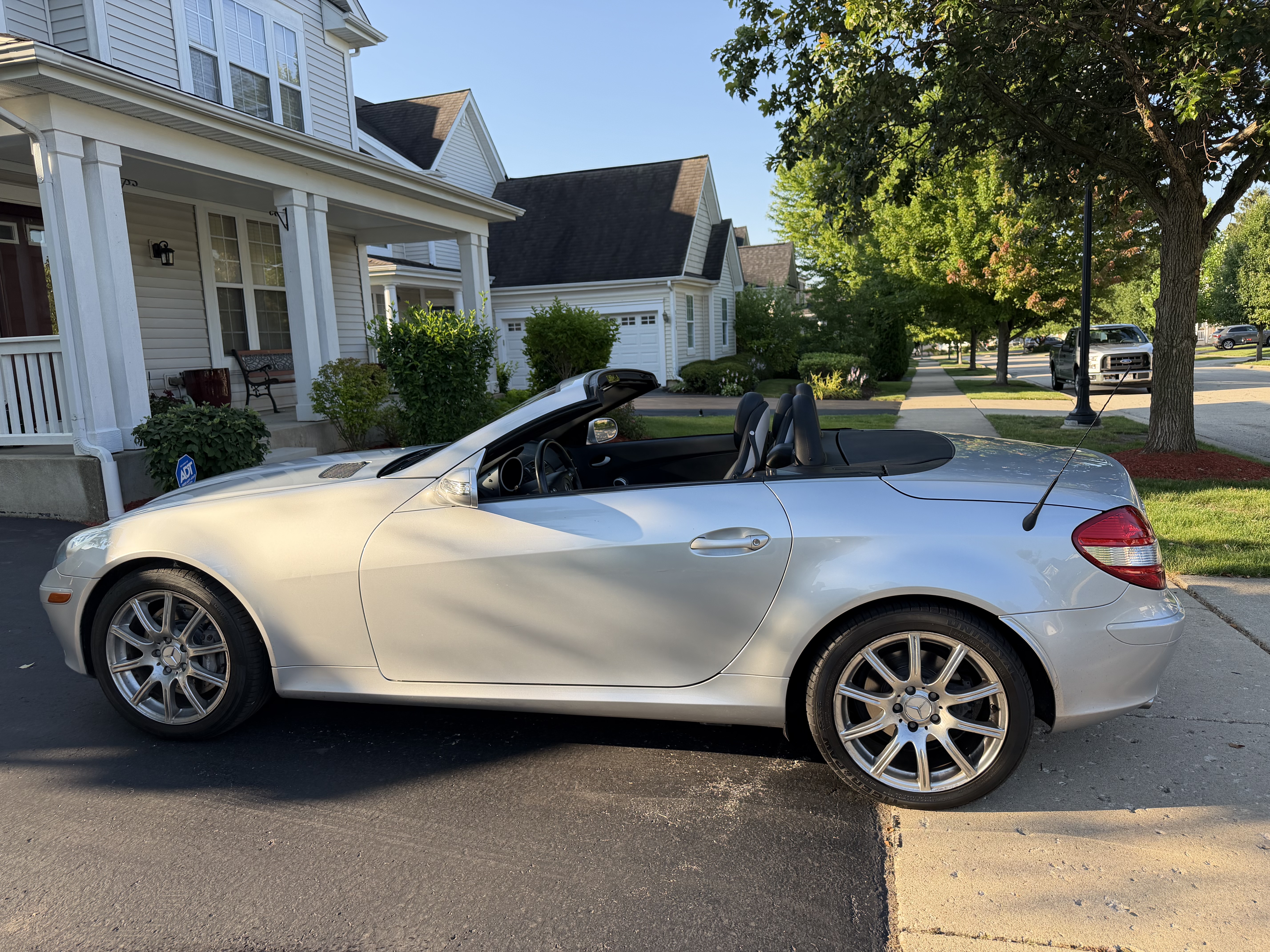 Used 2006 Mercedes-Benz SLK 350 image 1