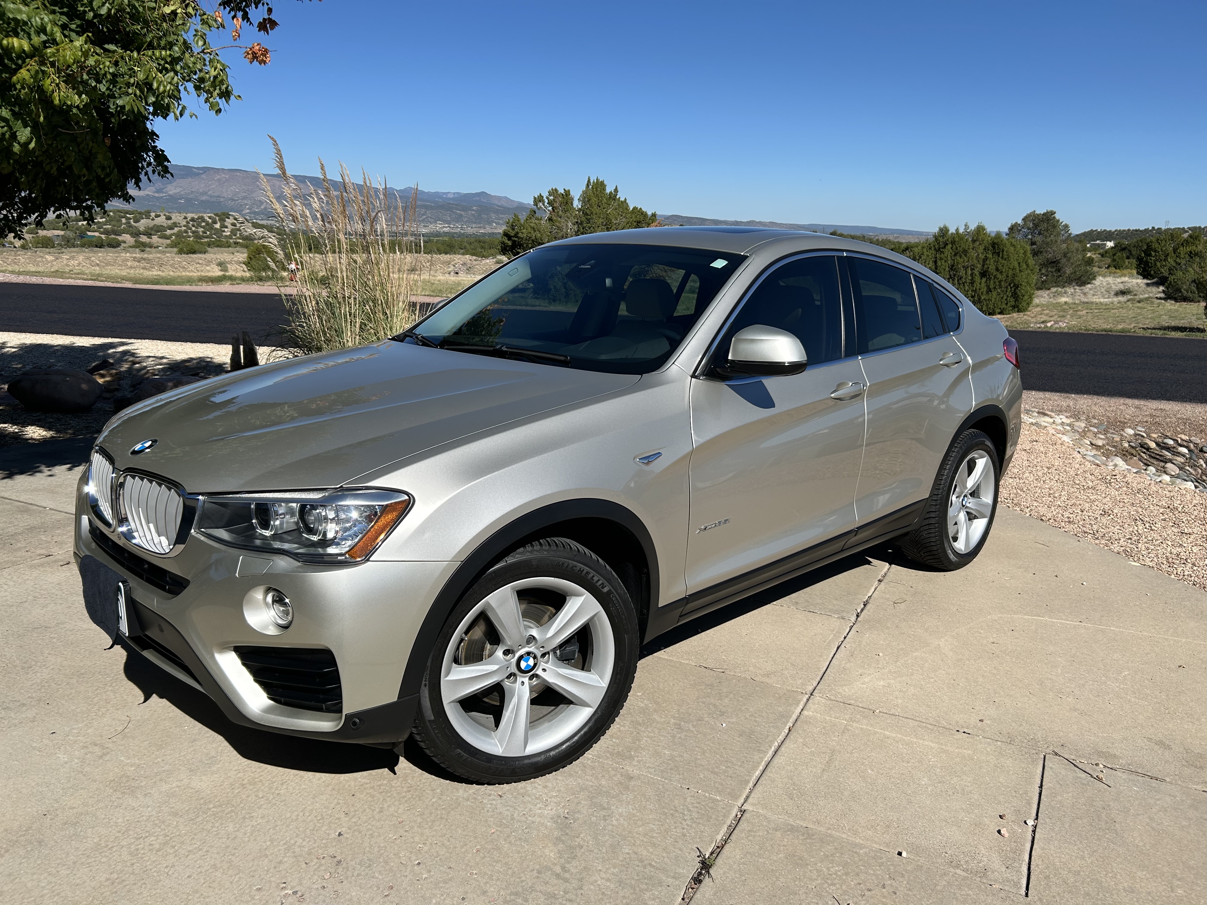 Used 2016 BMW X4 xDrive35i AWD/4WD image 1