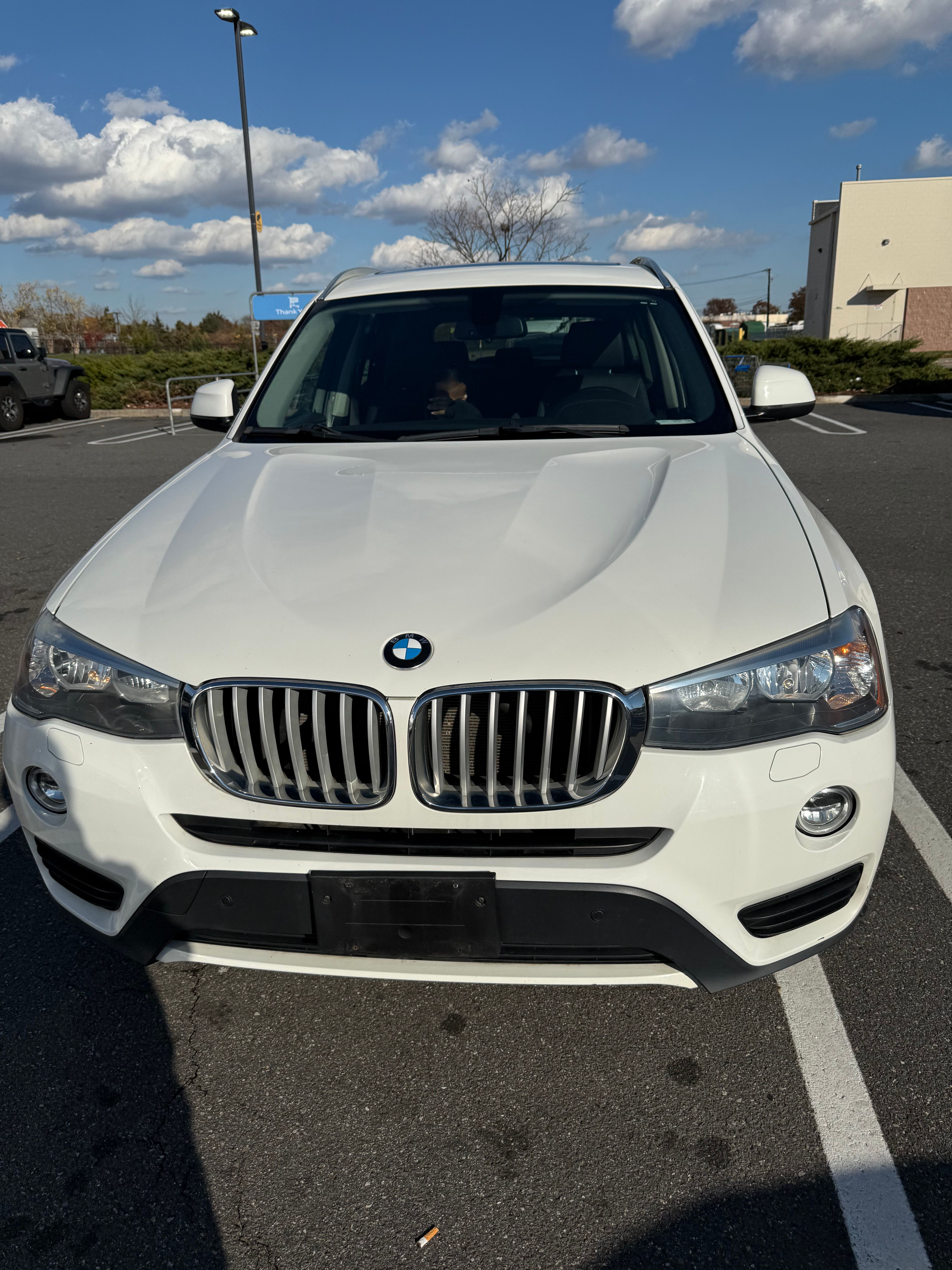 Used 2016 BMW X3 xDrive28i AWD/4WD image 1