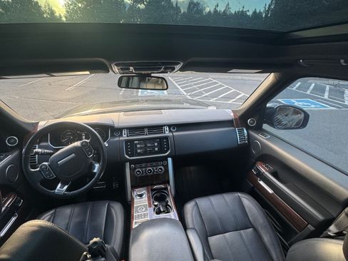 Used 2016 Land Rover Range Rover Supercharged AWD/4WD image 12