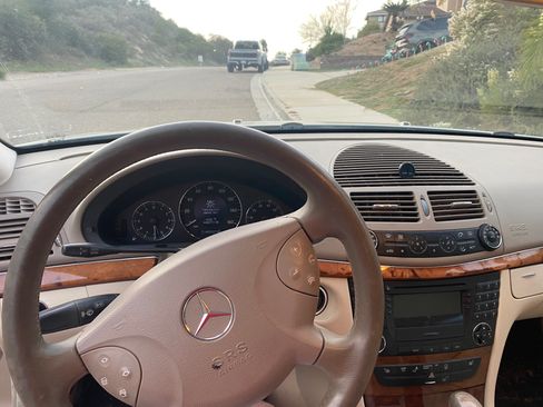 Used 2003 Mercedes-Benz E 320 Sedan image 8