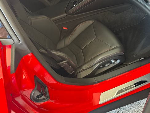 Used 2020 Chevrolet Corvette Stingray Premium Cpe w/ 3LT Preferred Equipment Group RWD image 15
