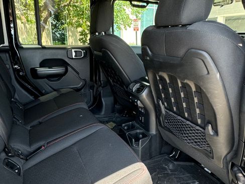 Used 2021 Jeep Gladiator Rubicon w/ LED Lighting Group image 29