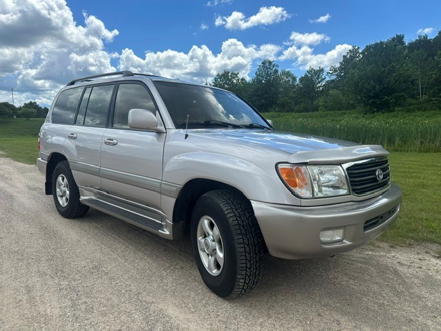 Used 2000 Toyota Land Cruiser AWD/4WD image 1