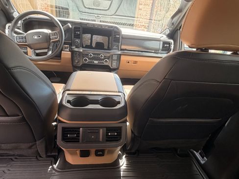 Used 2024 Ford F350 Lariat w/ Lariat Ultimate Package image 19