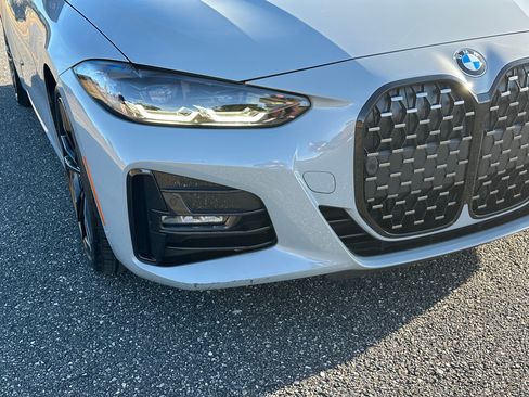 Used 2023 BMW 430i Convertible w/ M Sport Package image 4