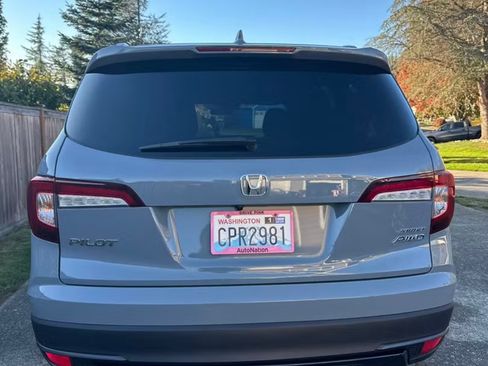 Used 2022 Honda Pilot Sport image 4