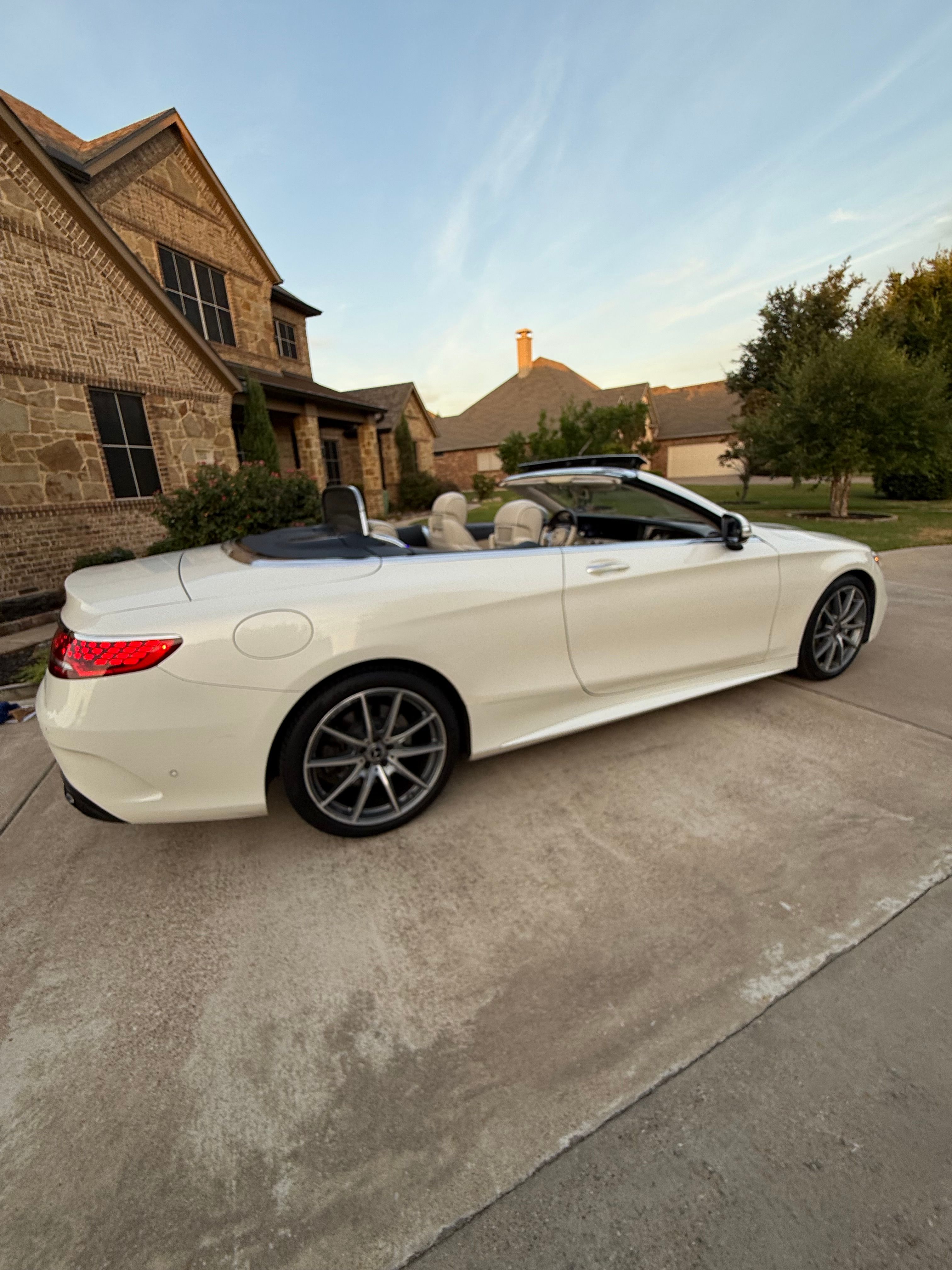 Used 2020 Mercedes-Benz S 560 Cabriolet image 6