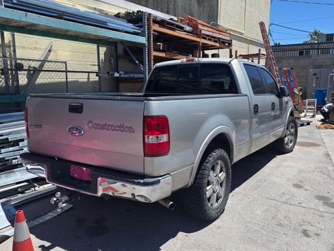 Used 2006 Ford F150 Lariat RWD image 1