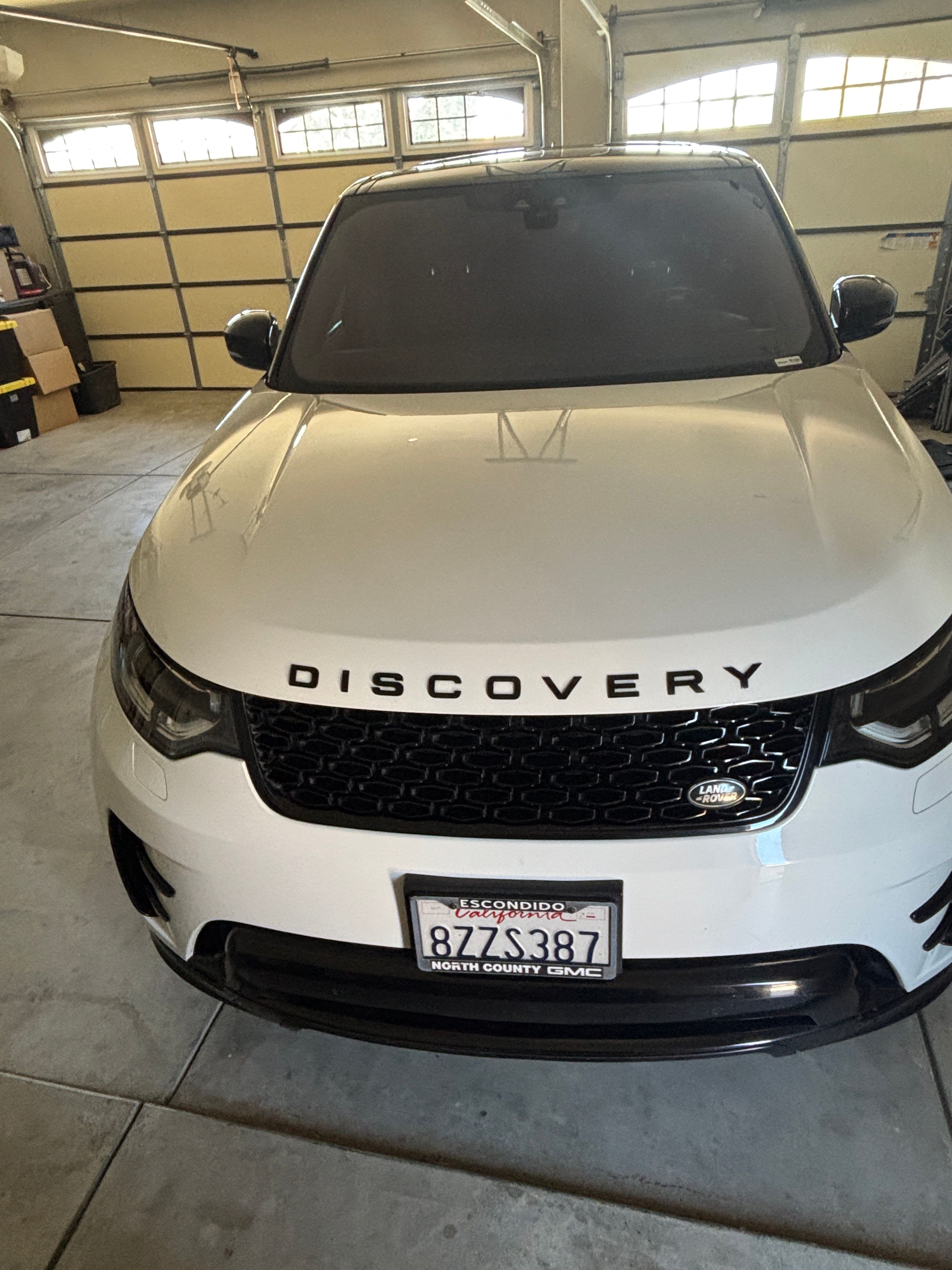 Used 2020 Land Rover Discovery Landmark AWD/4WD image 4