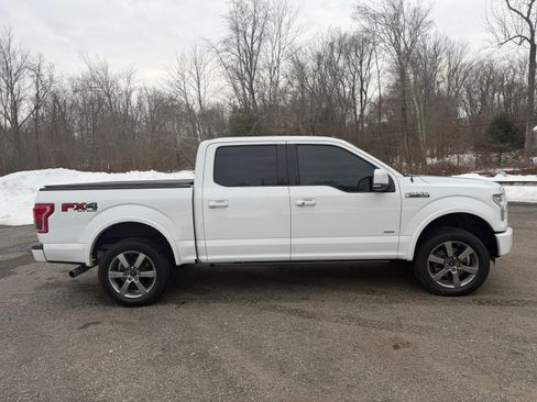 Used 2015 Ford F150 Lariat w/ Equipment Group 502A Luxury image 5
