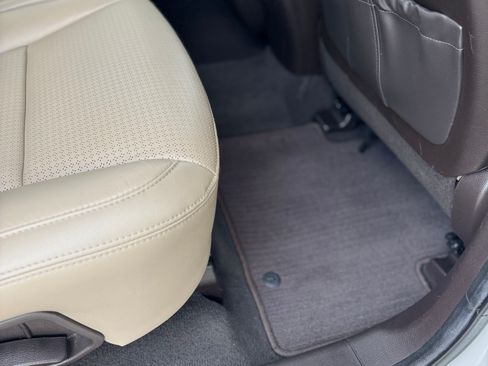 Used 2014 Hyundai Santa Fe Sport w/ Technology Package 04 image 20