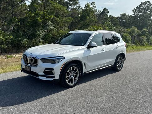 Used 2023 BMW X5 xDrive40i image 2