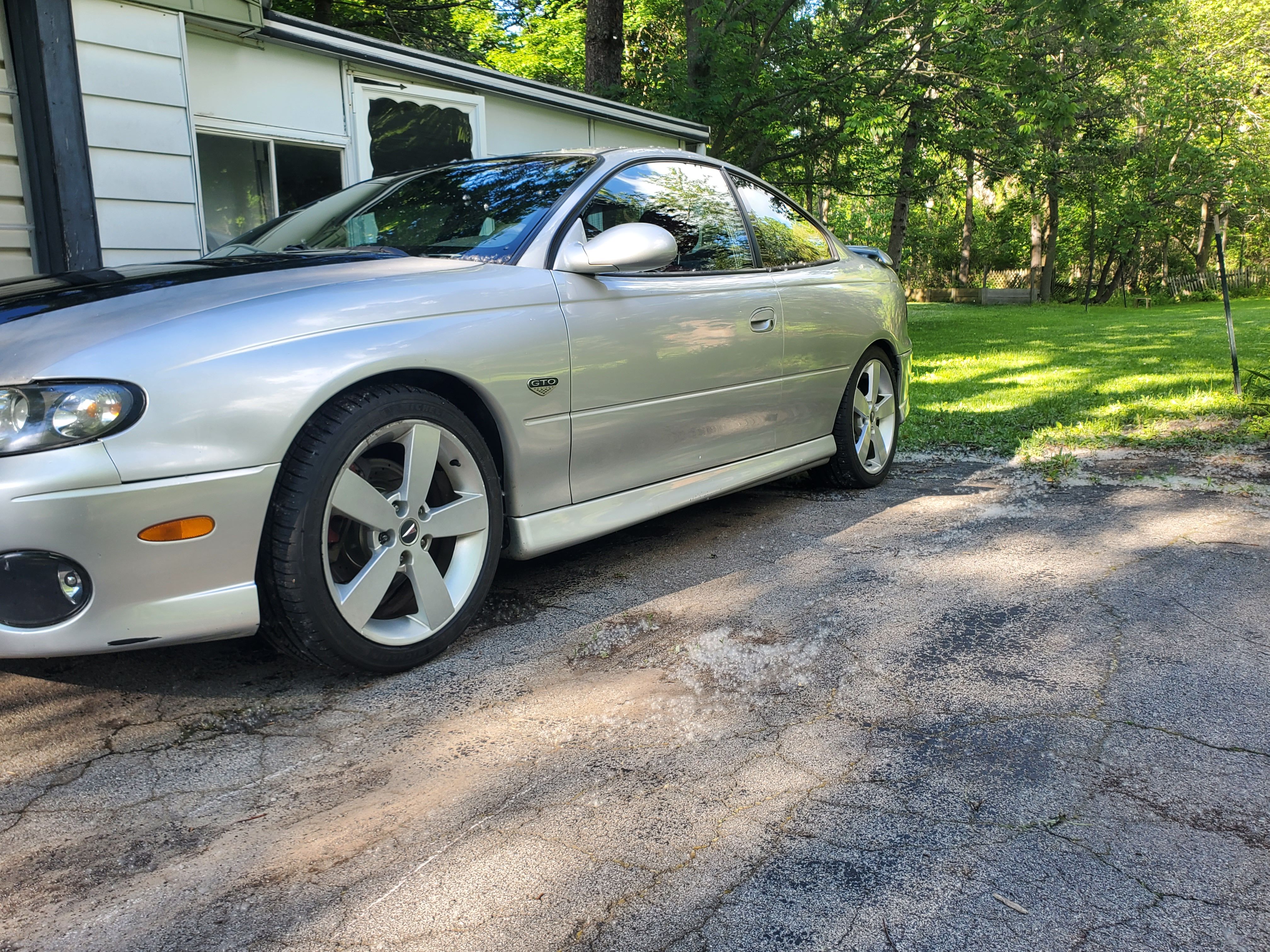 Used 2005 Pontiac GTO RWD image 16