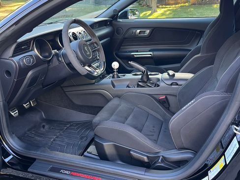 Used 2018 Ford Mustang Shelby GT350 w/ Electronics Package RWD image 11