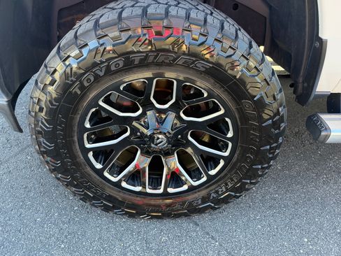 Used 2019 RAM 3500 Tradesman image 18