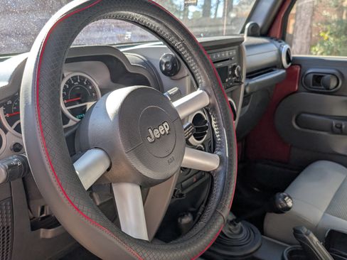 Used 2008 Jeep Wrangler Sahara w/ PWR Convenience Group image 18