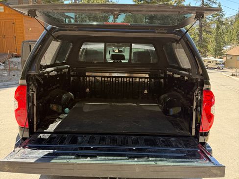 Used 2017 Toyota Tundra Platinum image 8