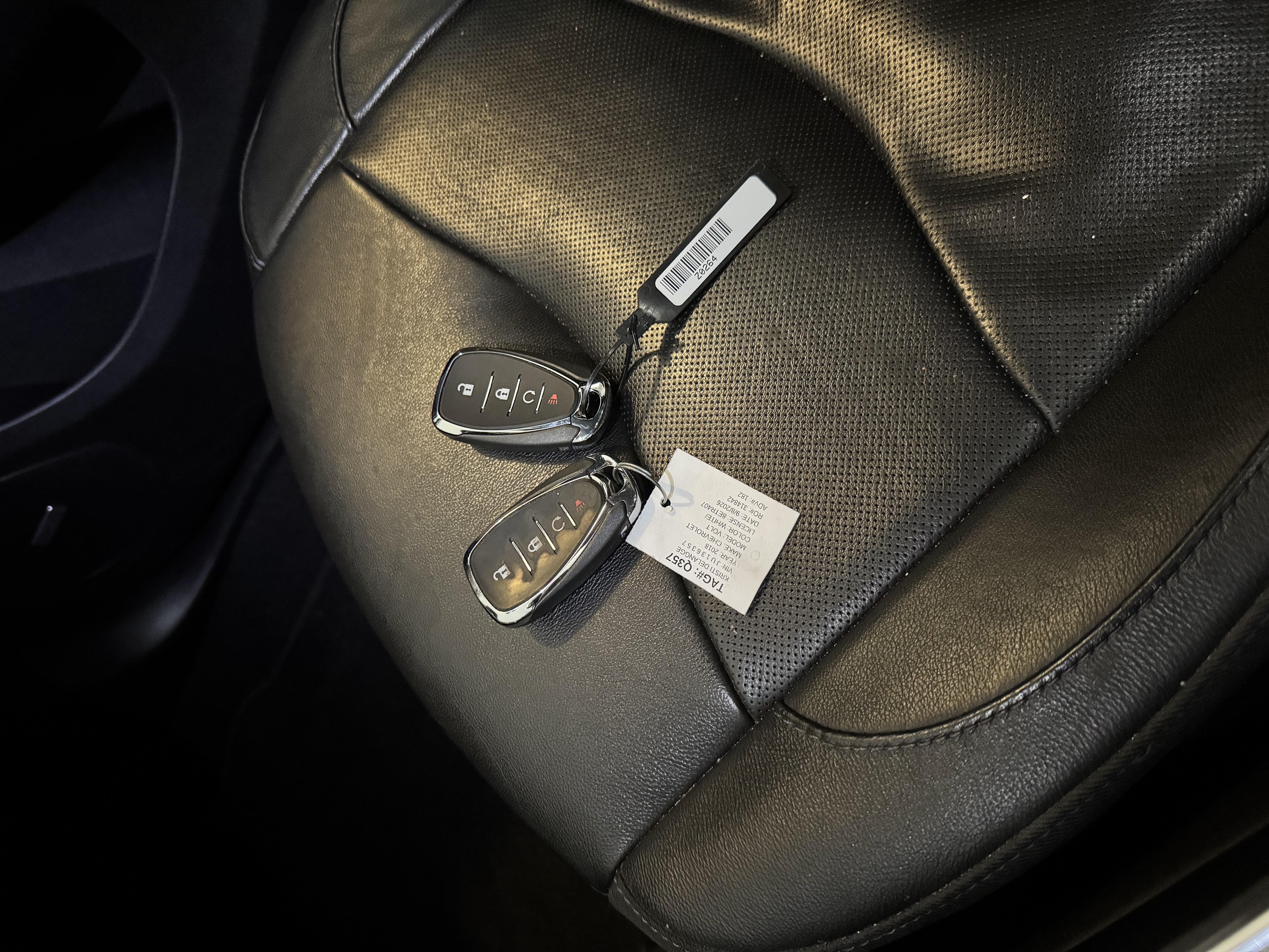 Used 2018 Chevrolet Volt Premier w/ Driver Confidence Package FWD image 11