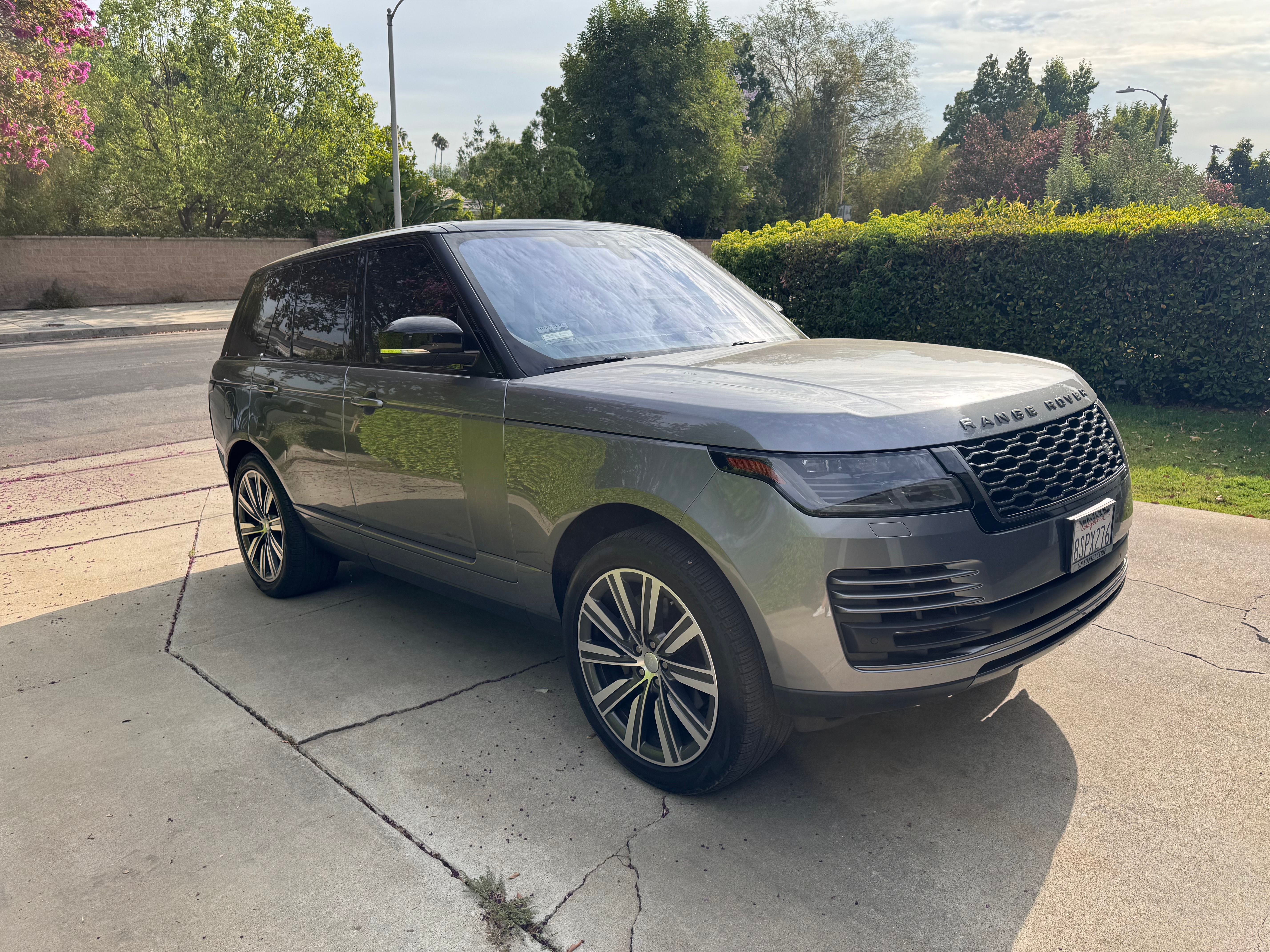 Used 2020 Land Rover Range Rover AWD/4WD image 2