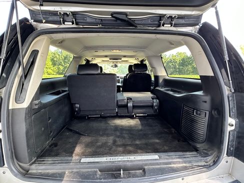 Used 2007 GMC Yukon XL Denali AWD/4WD image 8