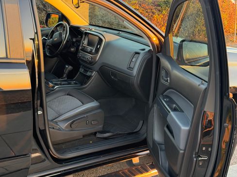 Used 2018 Chevrolet Colorado Z71 image 8