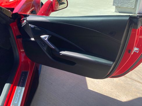 Used 2016 Chevrolet Corvette Z06 w/ 2LZ Preferred Equipment Group image 13