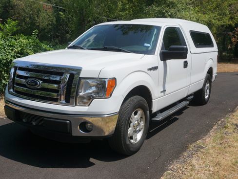Used 2012 Ford F150 XLT RWD image 1