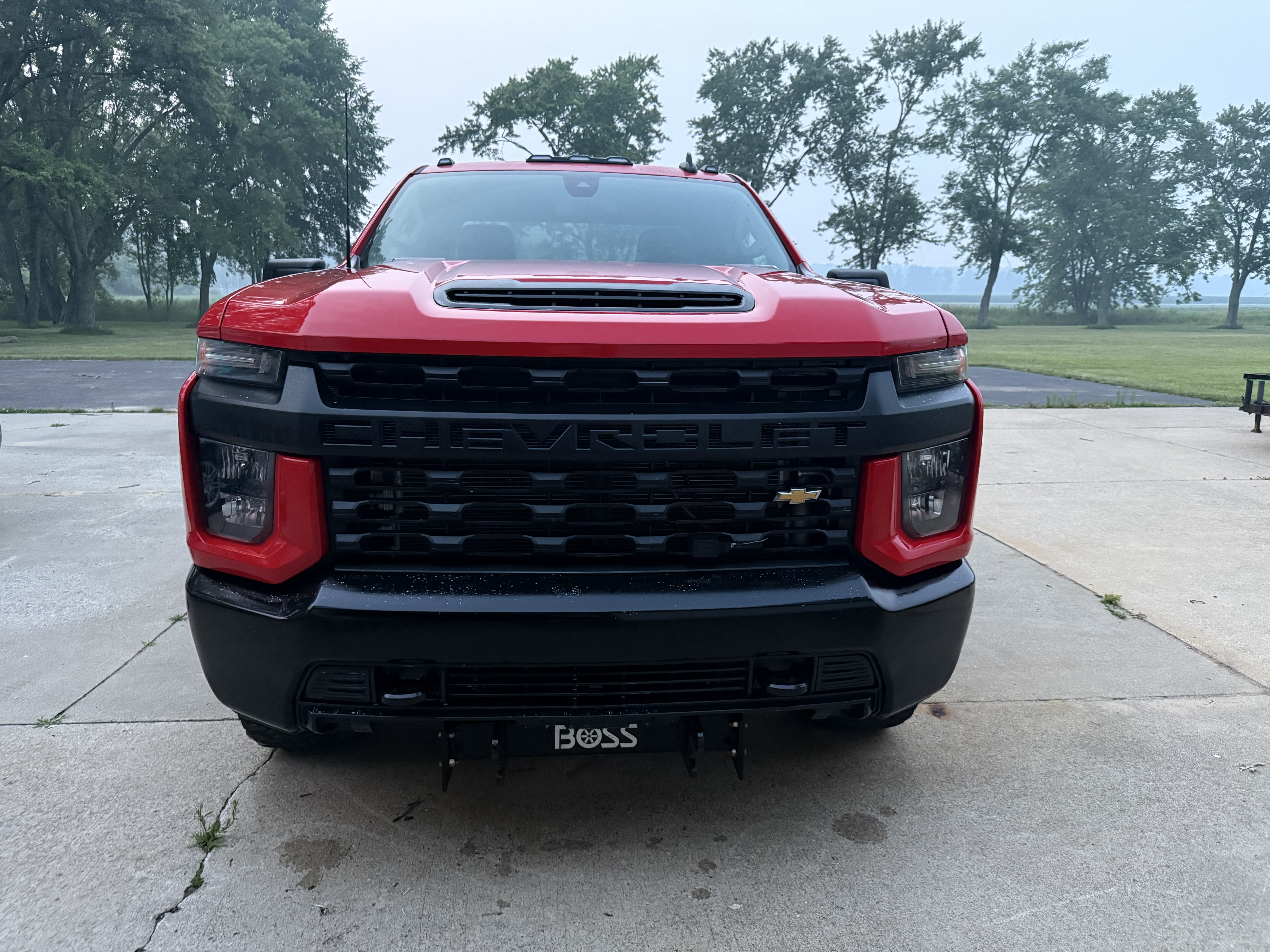 Used 2023 Chevrolet Silverado 2500 W/T AWD/4WD image 2