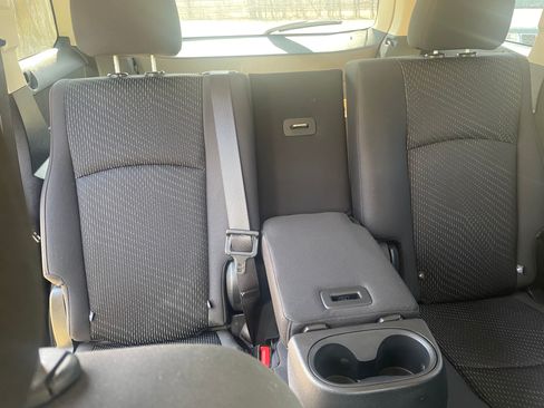 Used 2017 Dodge Journey SE image 9