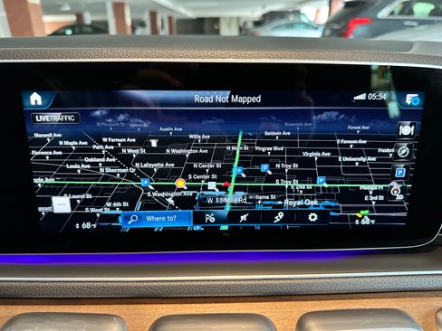 Used 2022 Mercedes-Benz GLE 350 4MATIC image 24